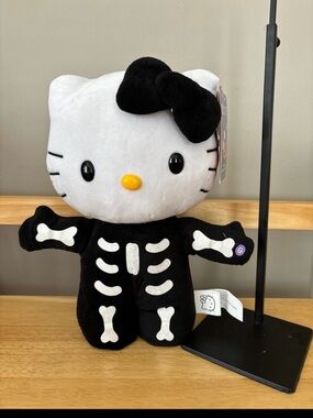 Hello Kitty Skeleton Greeter 12”